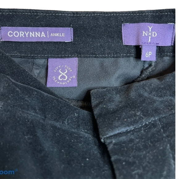 NYDJ CORYNNA Ankle  Black Velvet cropped pants Sz 6P - Picture 4 of 6